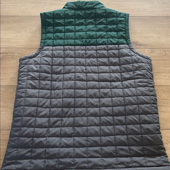 Colosseum Michigan State Men’s Gray & Green Quilted Vest – Size Large – NWOT - Picture 5 of 5